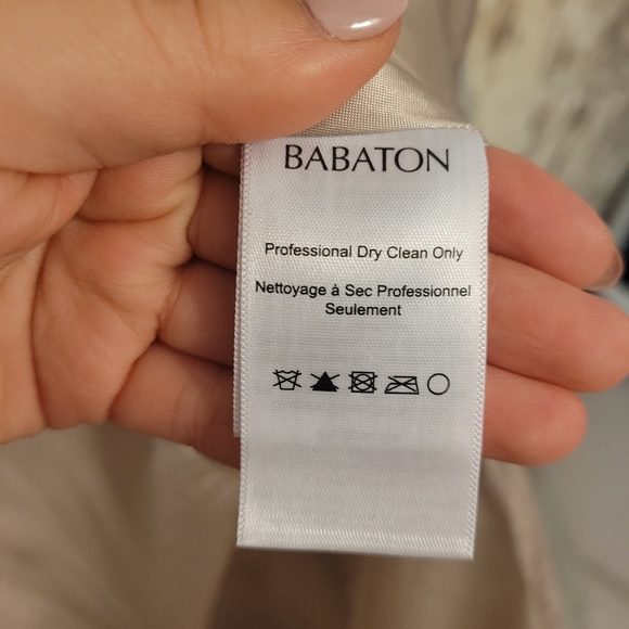 Babaton Aritzia warm italian wool in size medium - Picture 8 of 12